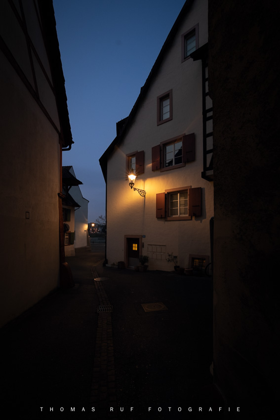 Blaue Stunde im St. Alban Quartier