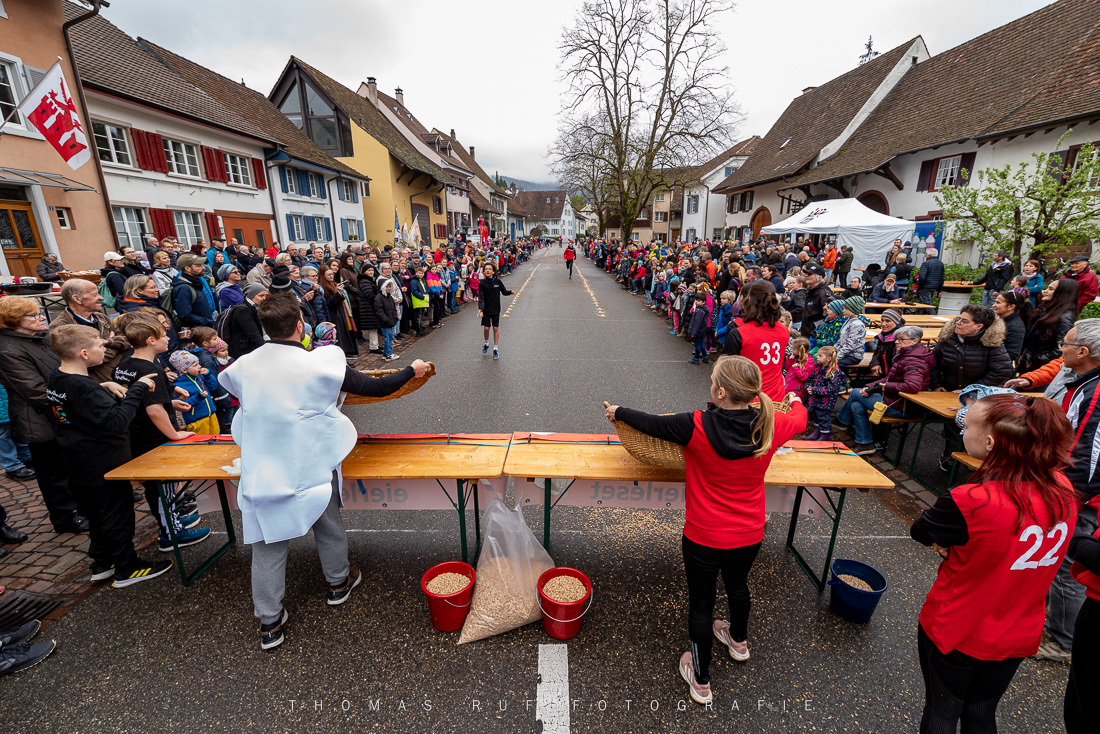 Eierläset im Oberdorf